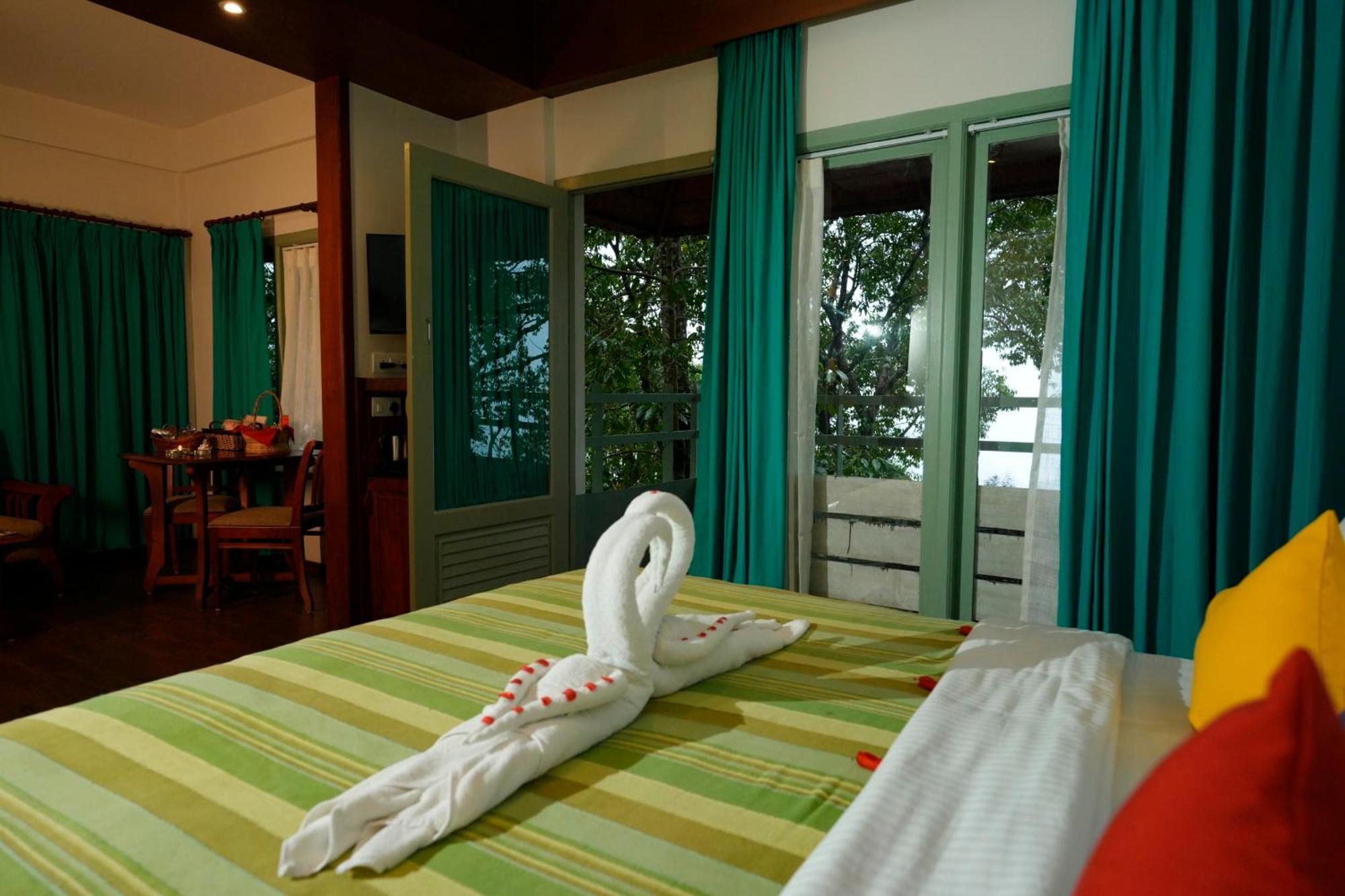 Blackberry Hills Munnar Nature Resort & Spa Esterno foto